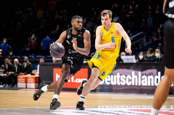 迷的目光 迷的目光