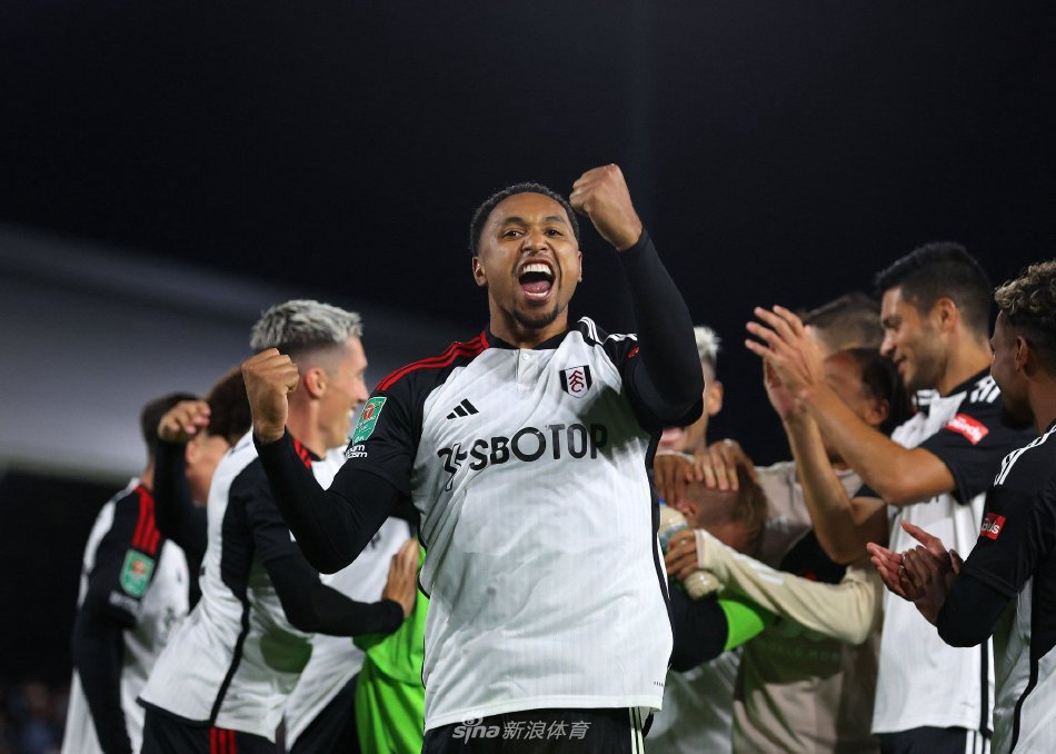 新工体通过 新工体通过