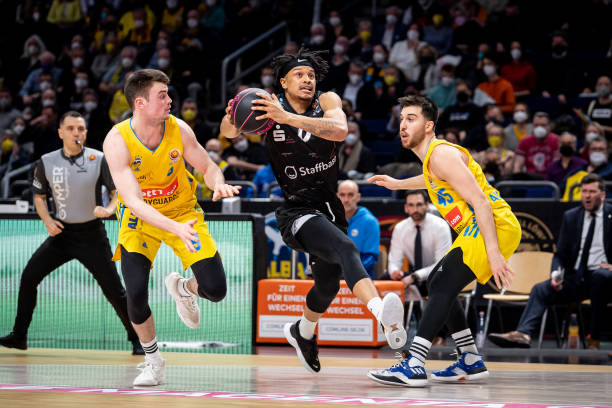 突破让对手 突破让对手