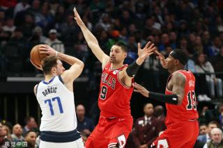 的交流日益 的交流日益